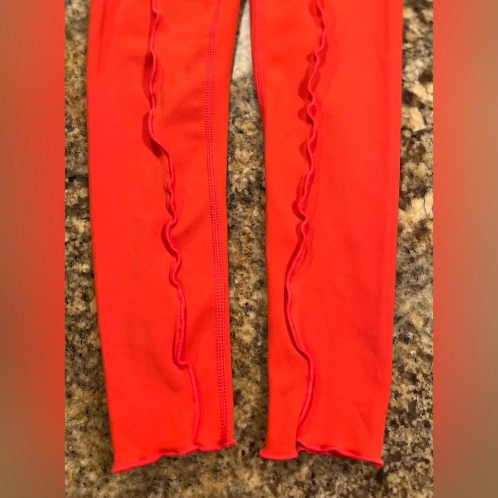 NWOT Free People Hearts Aflutter Leggings